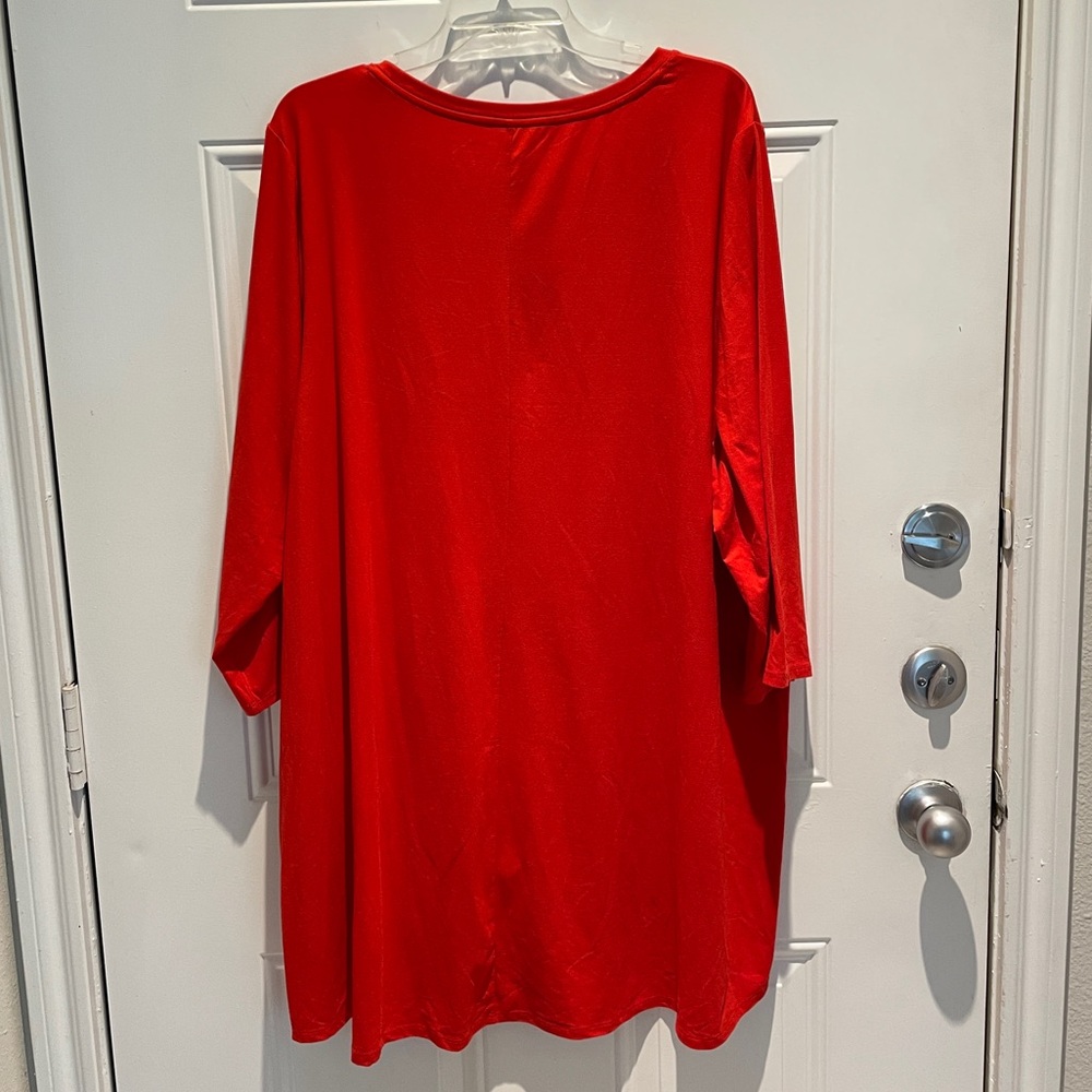 Lane Bryant Solid Red Twist Knot High-Low Short Sleeve Top Size 26/28 (4X) - Picture 8 of 8